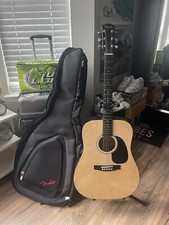 Light Squire By Fender - Model: 093-0300-021 Acoustic Guitar