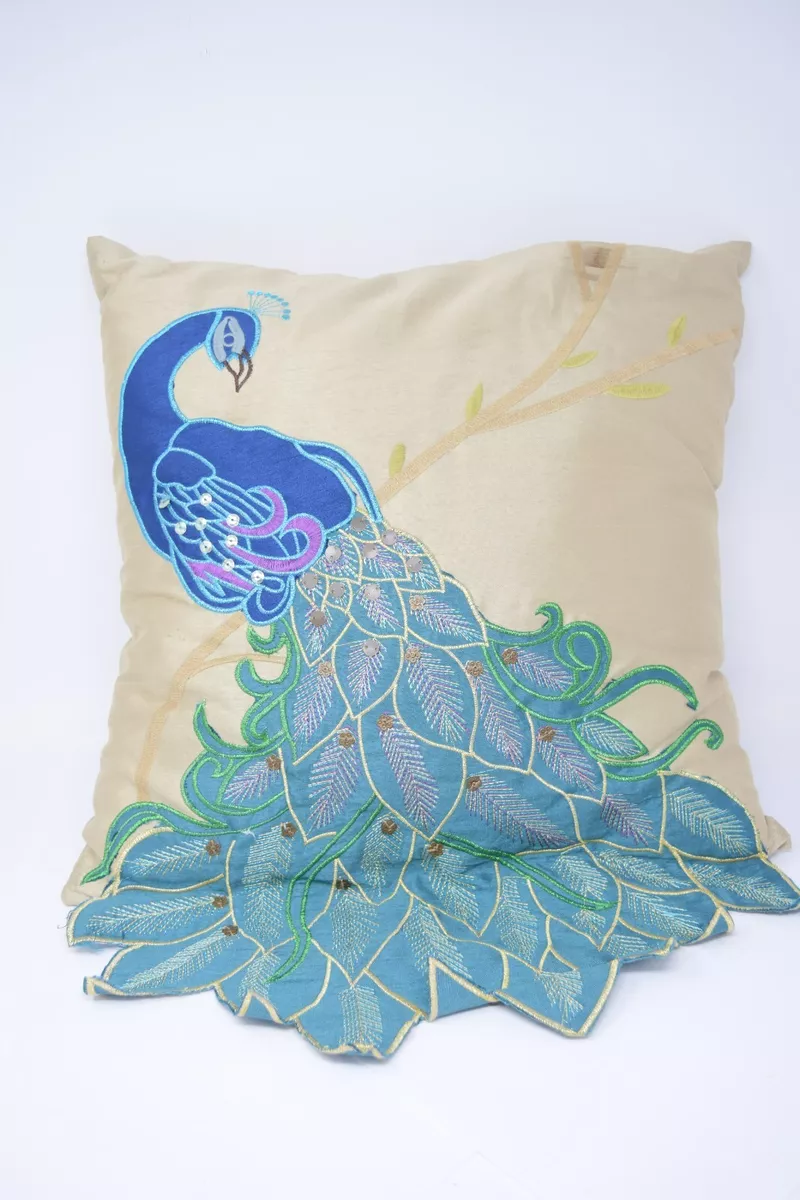 Thro top brand pillows
