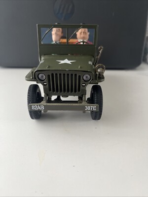 Gate Laurel and Hardy in Jeep Adventures - Maßstab 1:18 ohne Karton