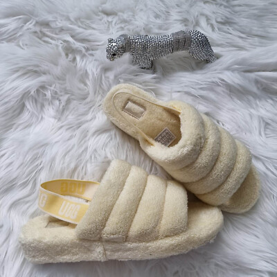 UGG*Plateau-Pantoletten**Fluff Yeah**Hausschuhe**Ugg-Sandale*