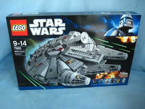 Lego Star Wars Raumschiff 7965 Falke - Millenium Falcon ...