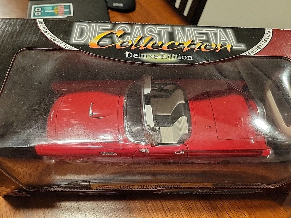 Yat Ming Road Signature Candy Red 1957 Ford Thunderbird 1:18 Deluxe Edition - Image 4 of 4