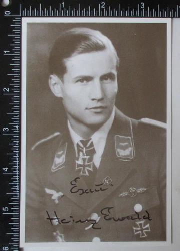 WW2 GERMAN LUFTWAFFE JG 52 ACE KNIGHTS CROSS RECIPIENT HEINZ EWALD SIGNED PHOTO