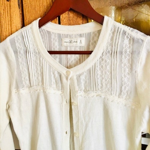 Abercrombie Fitch ivory cream 