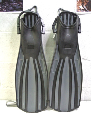 Fourth Element Rec Scuba Diving Fins Regular Size US 8-10 Black Gray