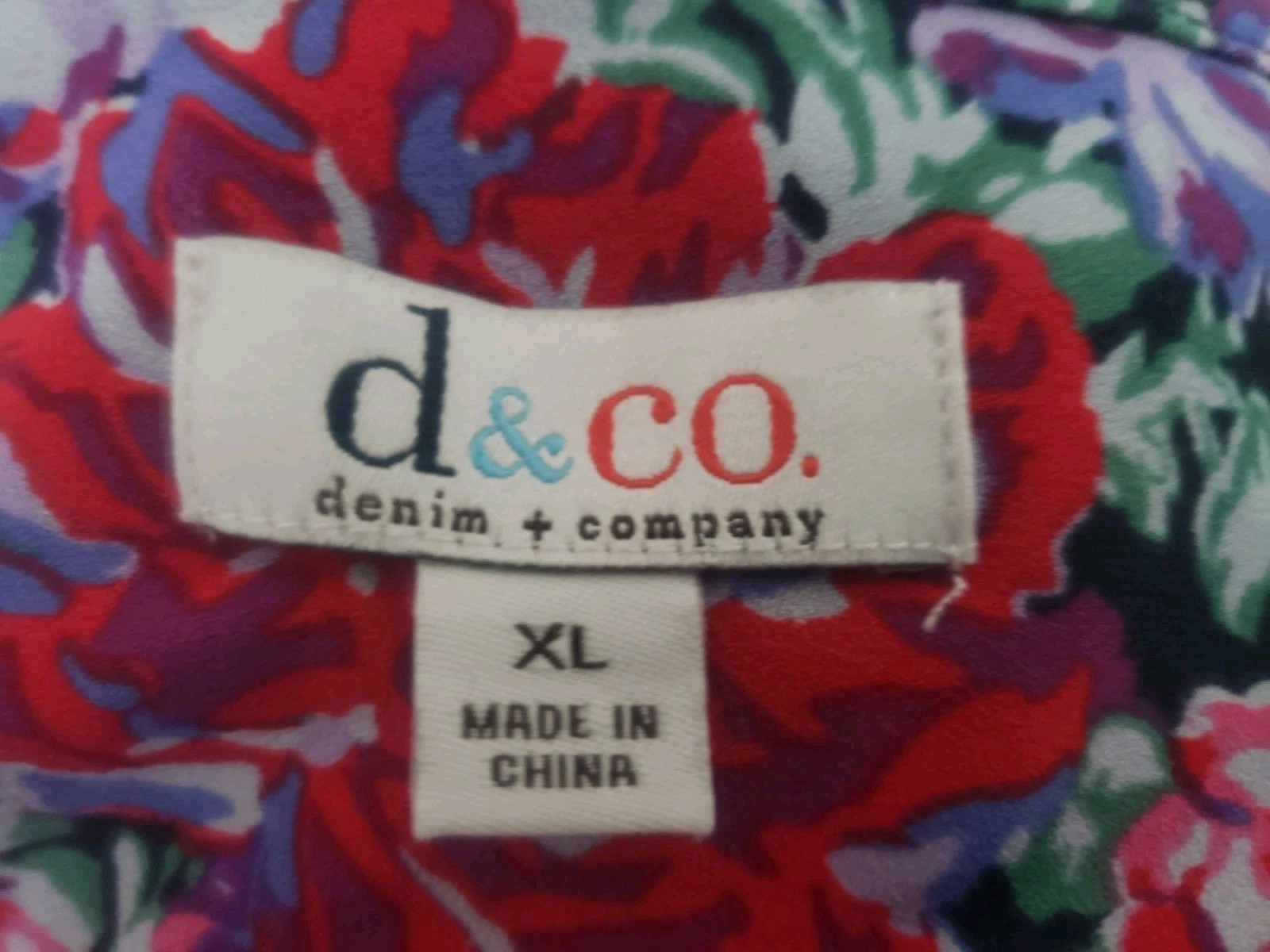 D&C Top Womens Size XL Floral Long Sleeve Button Up Navy Pink Purple Green 