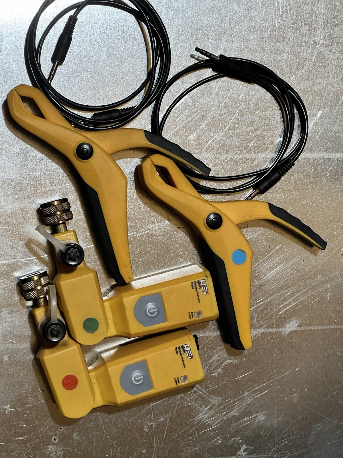 UEI Hub 4 Kit -2 WPP1 Pressure Probes- 2 WPC1 Pipe Clamp Temp Probes