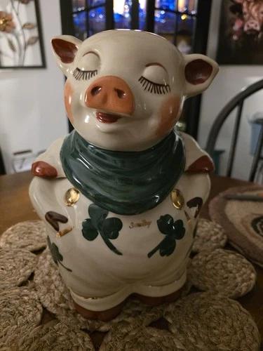 VINTAGE SHAWNEE POTTERY SMILEY PIG~Shamrock 1940s Cookie Jar  11.25”