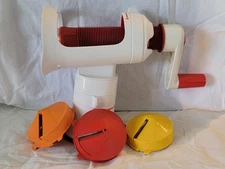 Tupperware Fusion Master Spiralizer With Base And 3 Colored Cutting Blades