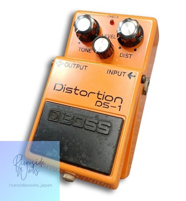 BOSS DS-1 Distortion Effects Pedal - Iconic Sound JP