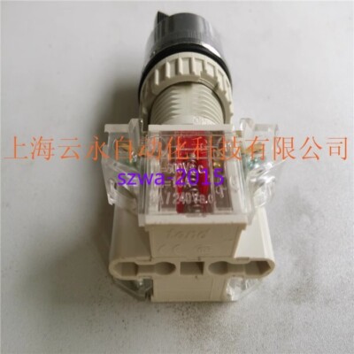 1pcs Used TEND to select switch T2SSR1B-1C