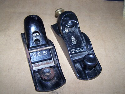 2 carpenter woodworking STANLEY TOOLS  block plane  england