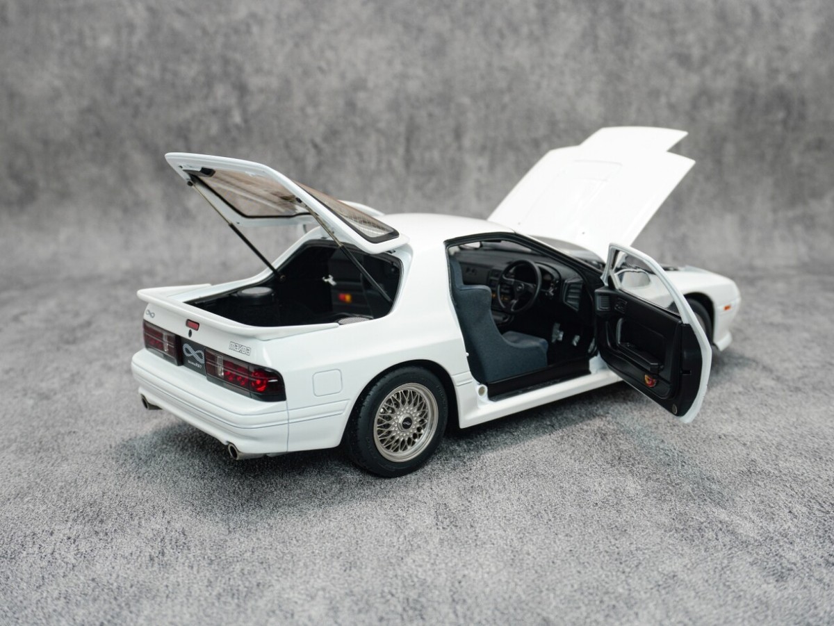 WHELART 1:18 Mazda SAVANNA RX-7 INFINI FC3S modified sports car 