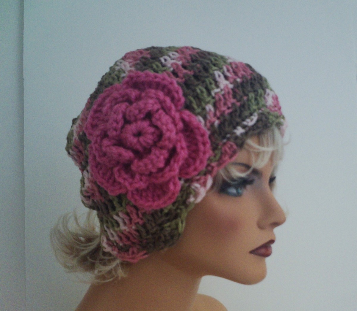 PINK CAMO FLOWER BEANIE CAP HAT HAND CROCHET BERET SKULL CAP