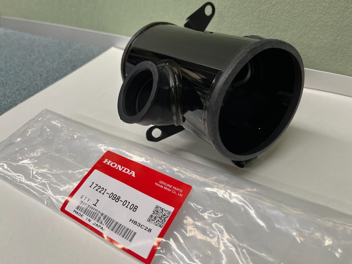 1969-1971 Honda CT70 K0 Trail 70 Air Filter Housing | 17221-098