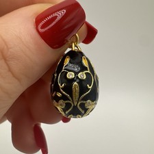 Vintage Black Enamel Egg Pendant – Fabergé Style – Gilt – Easter Charm Gift
