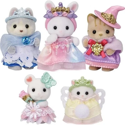Calico Critters Royal Princess Set, 5 Collectible Doll Figures & Accessories