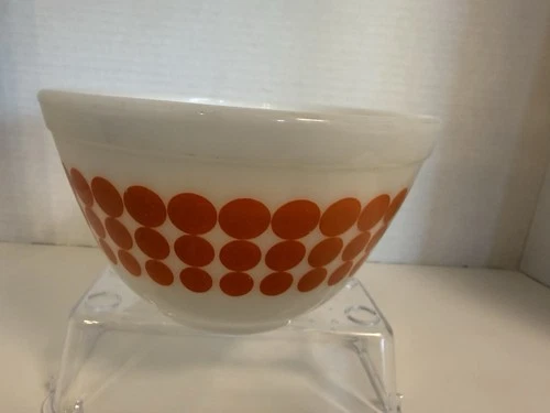 Vintage Pyrex Orange Polka Dot Mixing Bowl 401 - Small 1 1/2 Pint 1.5 Pt Nesting