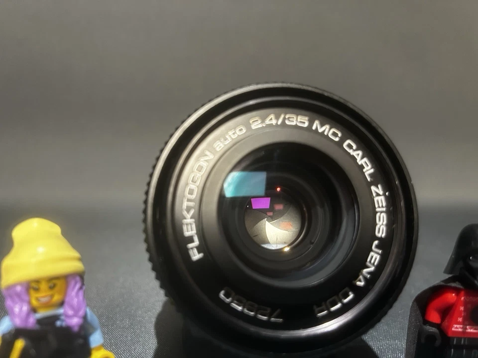 Carl Zeiss Jena Flektogon 35mm f2.4 M42 Vintage Lens with Test Photos Included - Image 2 of 4