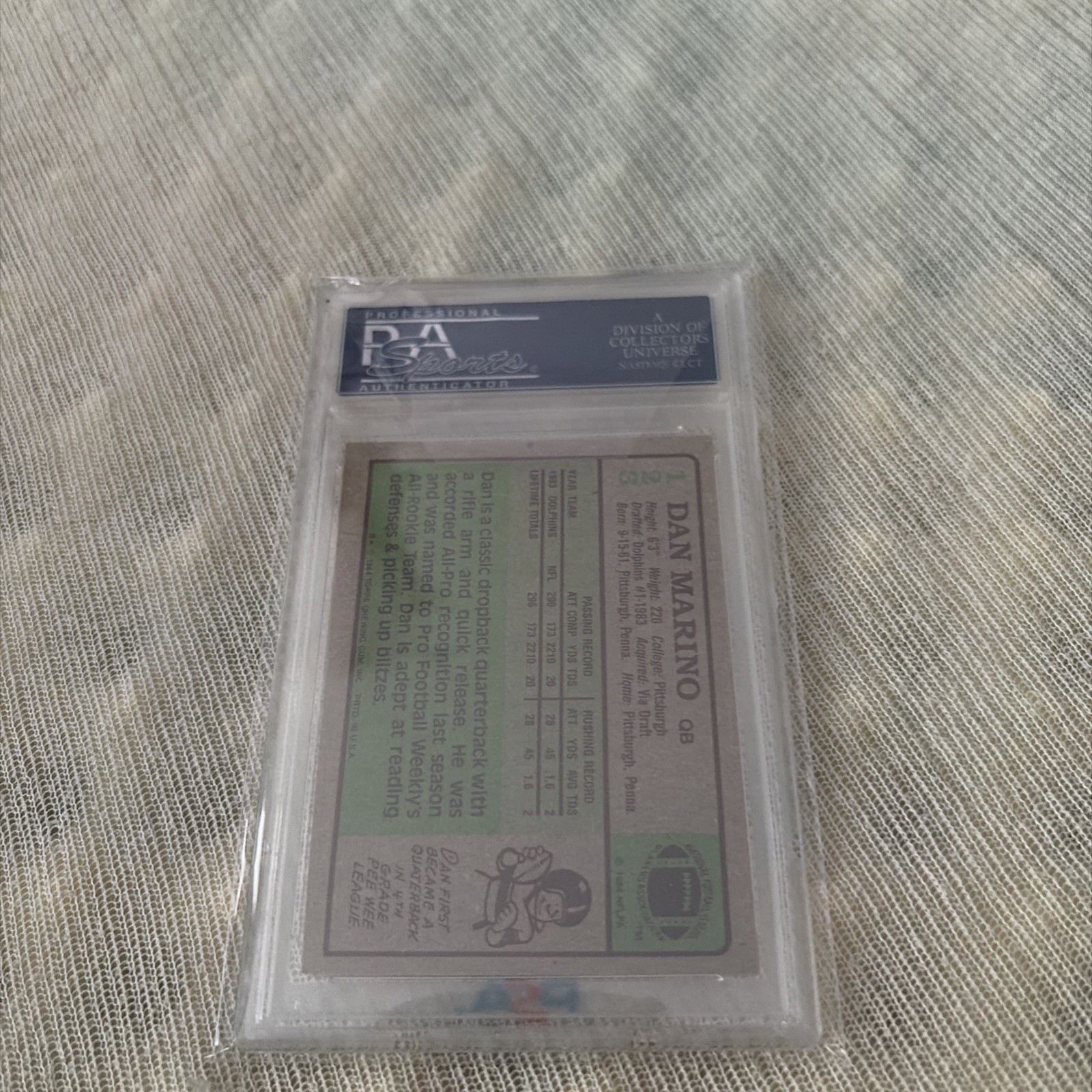 1984 Topps - Dan Marino #123 (RC) PSA 8(OC) view 2