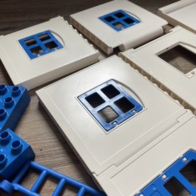 LEGO Duplo Big City Hospital 5795 - Incomplete Set