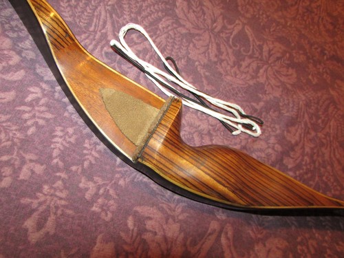 Vintage Shakespeare SUPER NECEDAH Model X-30 Recurve Bow & String, 55#@28", 52in