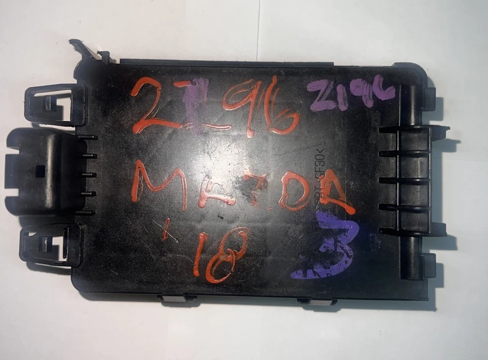 MAZDA 3 2018 carrocería control BCM OEM BACS 675Y0B Foto 2 de 2