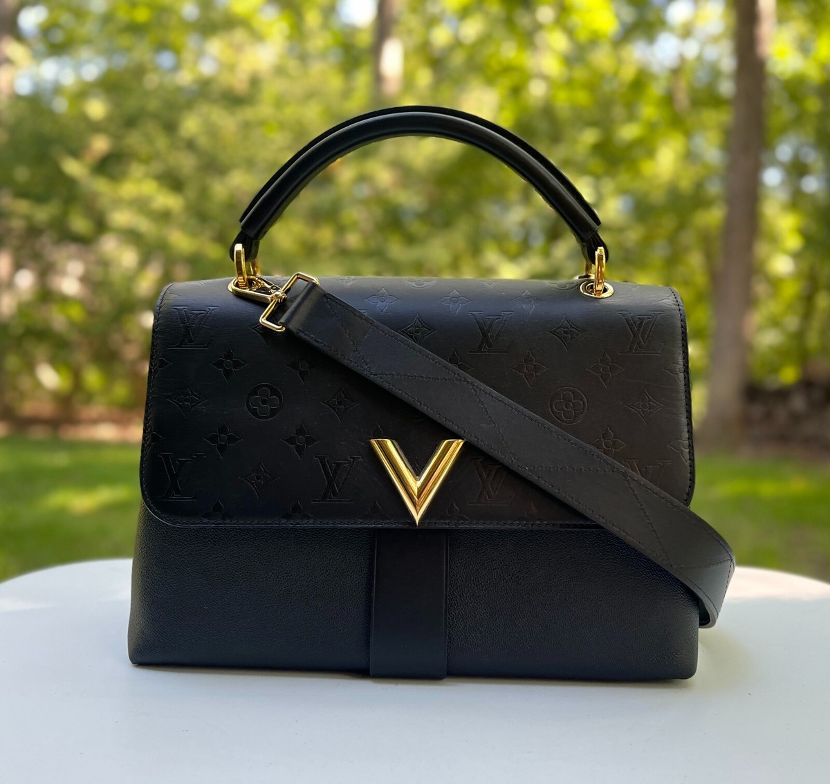 Louis Vuitton Cuir Plume and Cuir Ecume Leather Very One Handle in