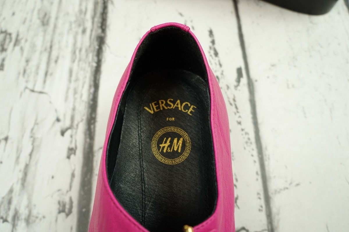 NEW MEN'S VERSACE FOR H&M PINK LEATHER LACE SMART DRESS NEW MEN'S VERSACE FOR H&M PINK LEATHER LACE SMART DRESS