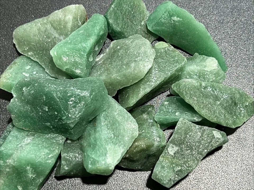 100% Natural Green Aventurine Rough Stone LB  (Crystal Wholesale Bulk Lots) - Image 4 of 4
