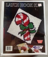 READ! New NIB National Yarn Crafts XP71 Peppermint Cane Latch Hook Kit 12x12