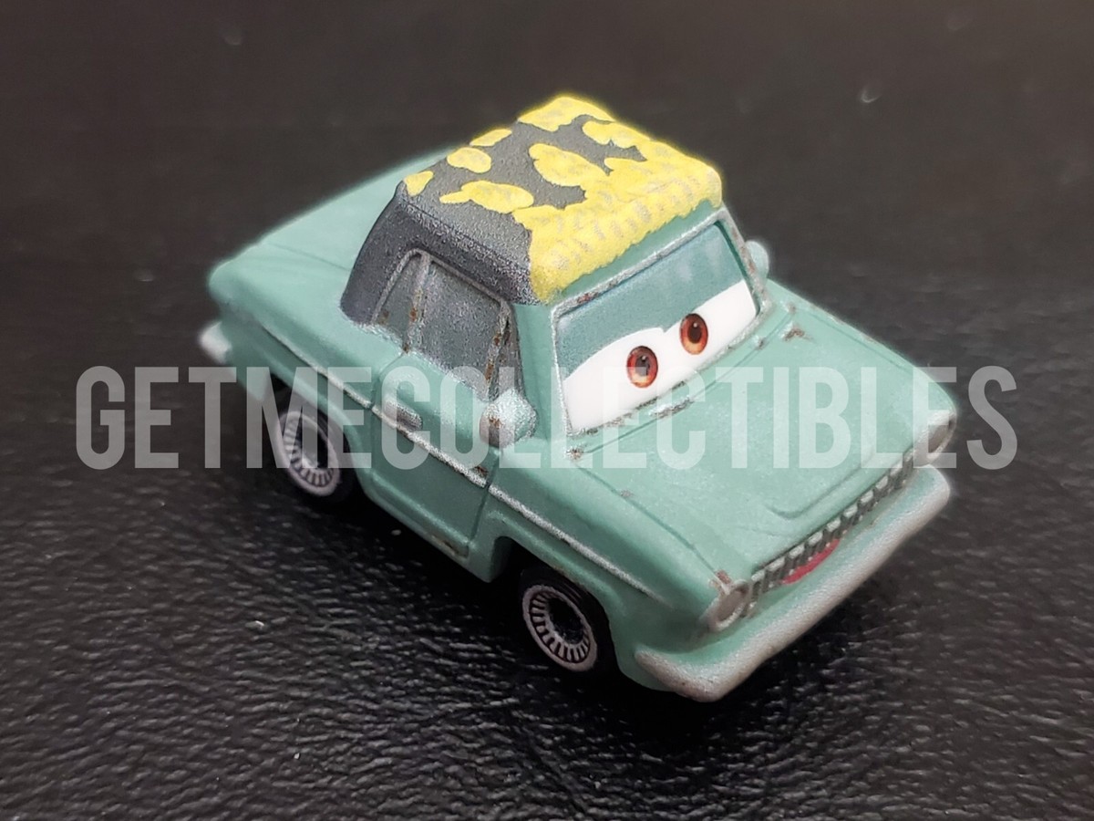 DISNEY PIXAR CARS MINI RACERS RUSTY RUSTEZE 2023 #32 FREE