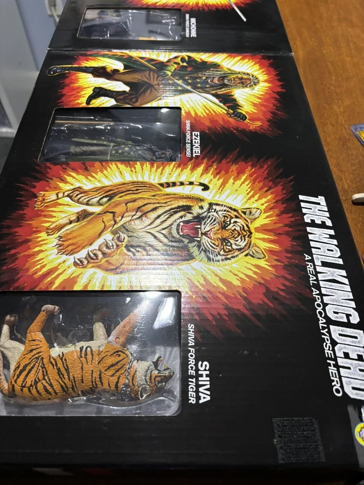 ✨2017 SDCC - WALKING DEAD SHIVA FORCE - Juego de caja exclusivo McFarlane Toys nuevo en caja Foto 3 de 4