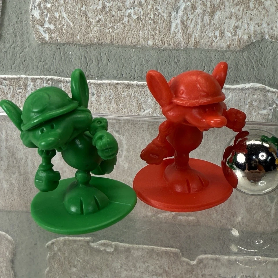 Vintage Mouse Trap Board Game 4 Mice 2 Marbles 1 Green Diver Replacement Parts - Image 2 of 4