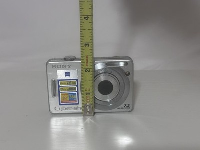 Sony Cyber-shot DSC-W55 7.2MP Digital Camera Silver Carl Zeiss 3x