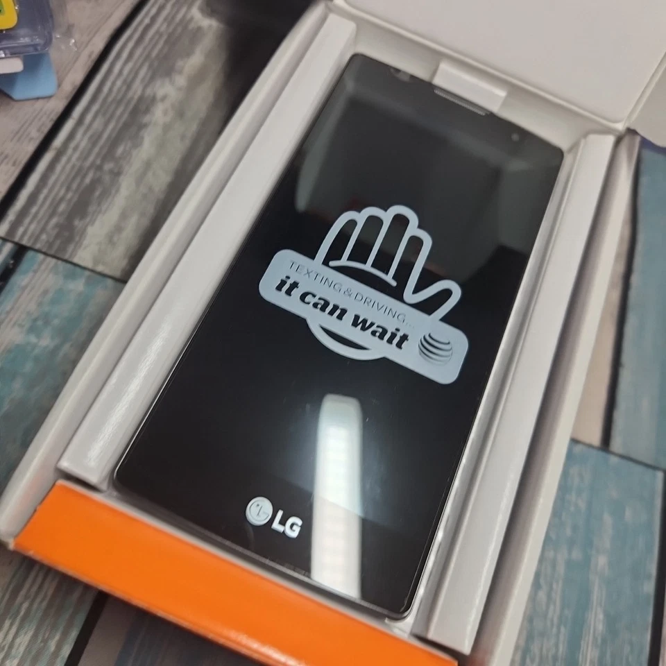 LG H443 Escape 2 AT&T Smartphone LTE LG-H443 BRAND NEW! Touchscreen Easy To Use! - Image 3 of 4