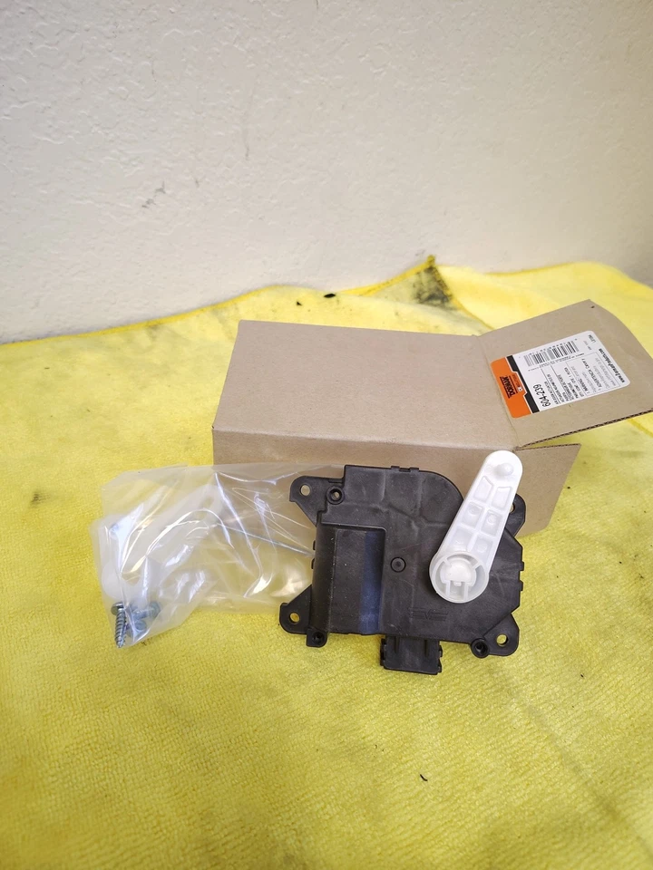 Привод двери ОВК 07-15 Ford Lincoln - Изображение 2 из 4