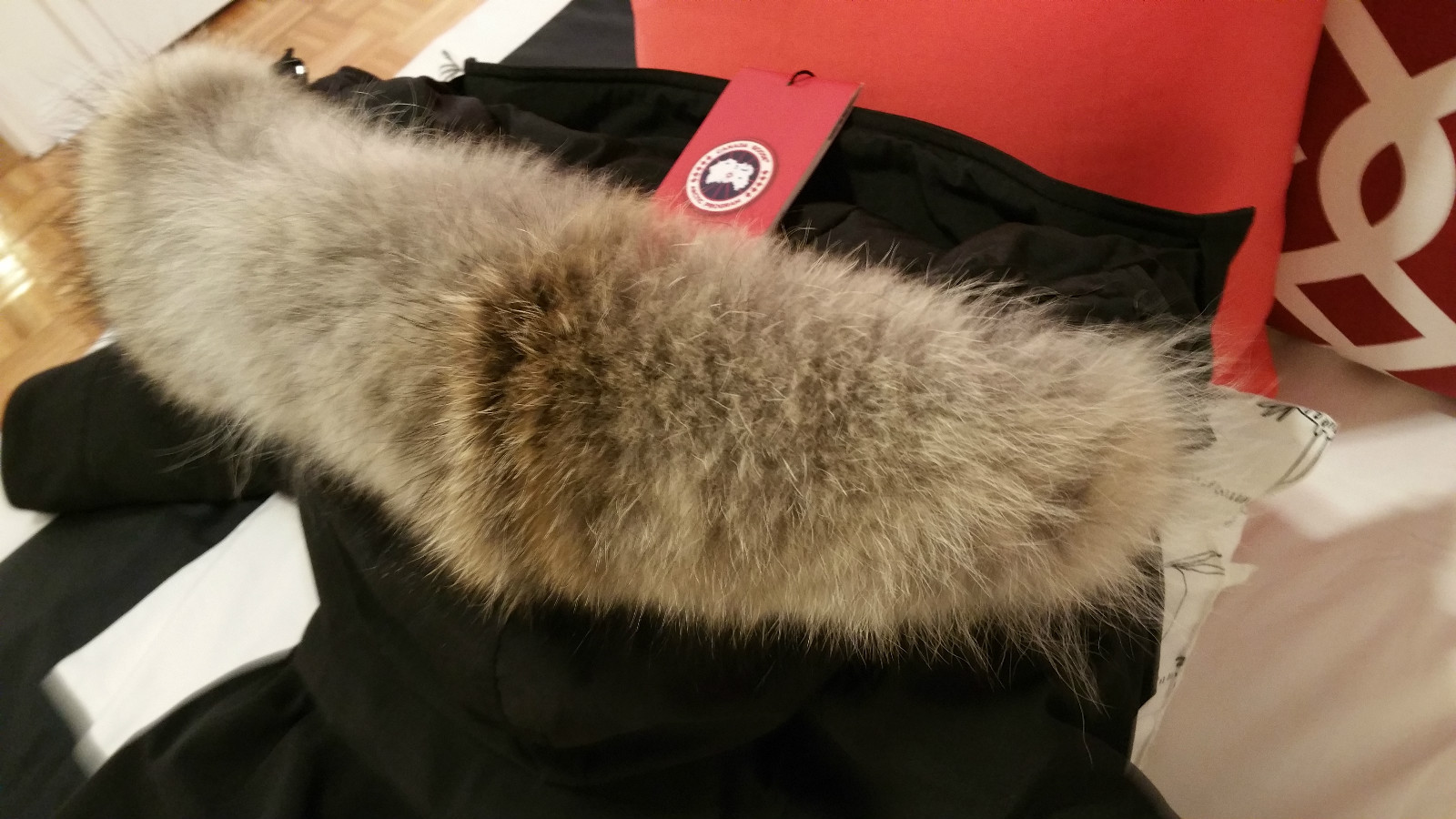 BRAND NEW RED LABEL EDITION BLACK CANADA GOOSE TRILLIUM SMALL PARKA JACKET image 7