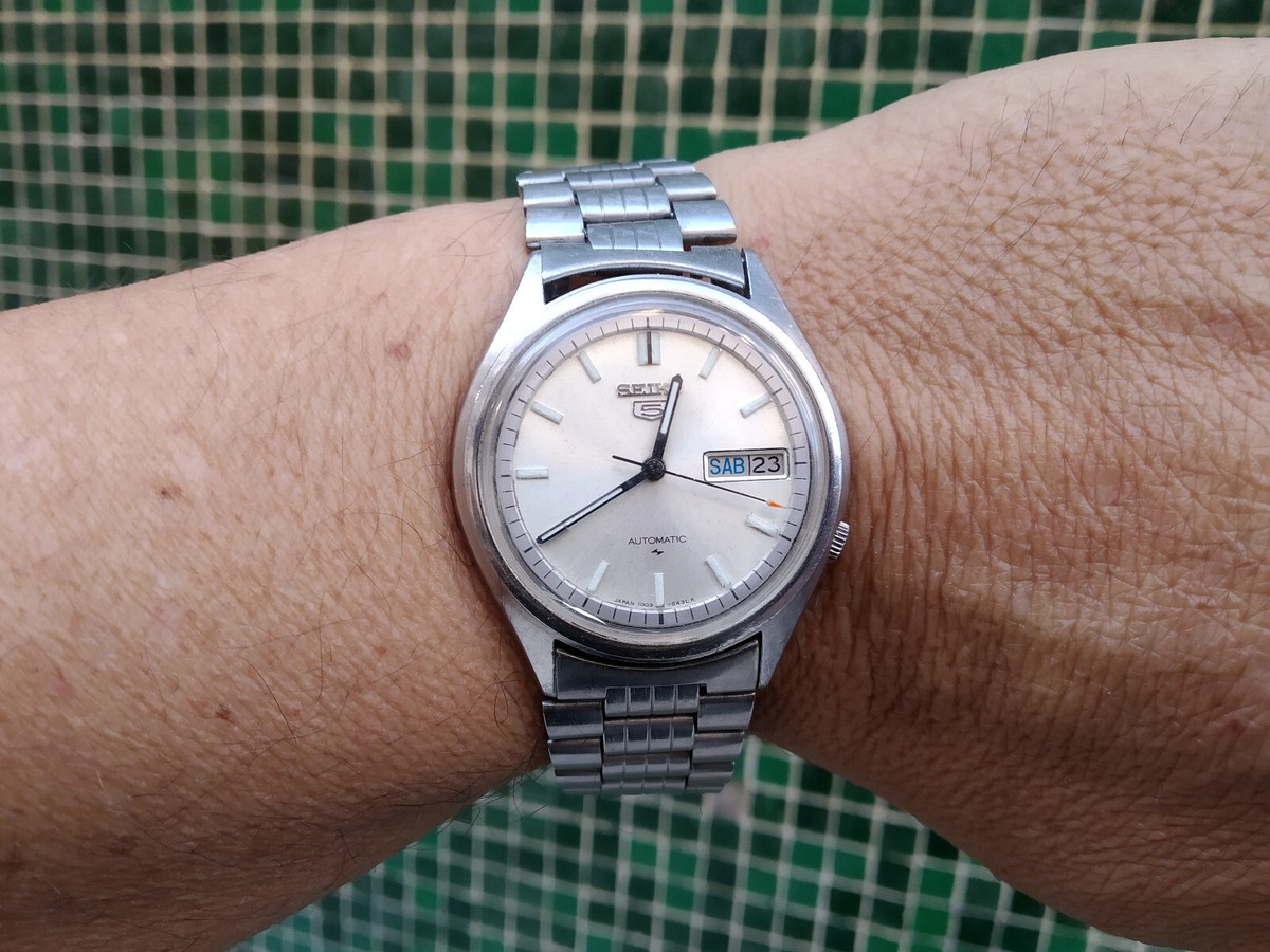 SEIKO 5 AUTOMATIC 7009 8590 RARE ORANGE HAND ALL ORIGINAL CROWN