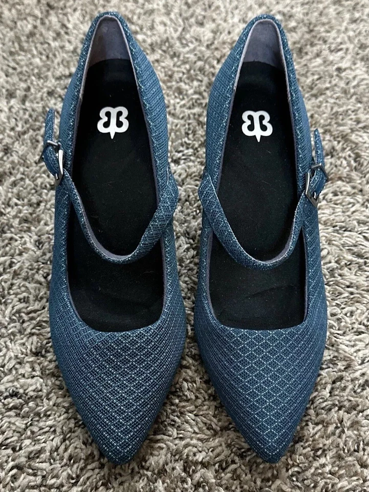 Tacón de aguja Betabrand punta gatito azul talla 6 Foto 2 de 4