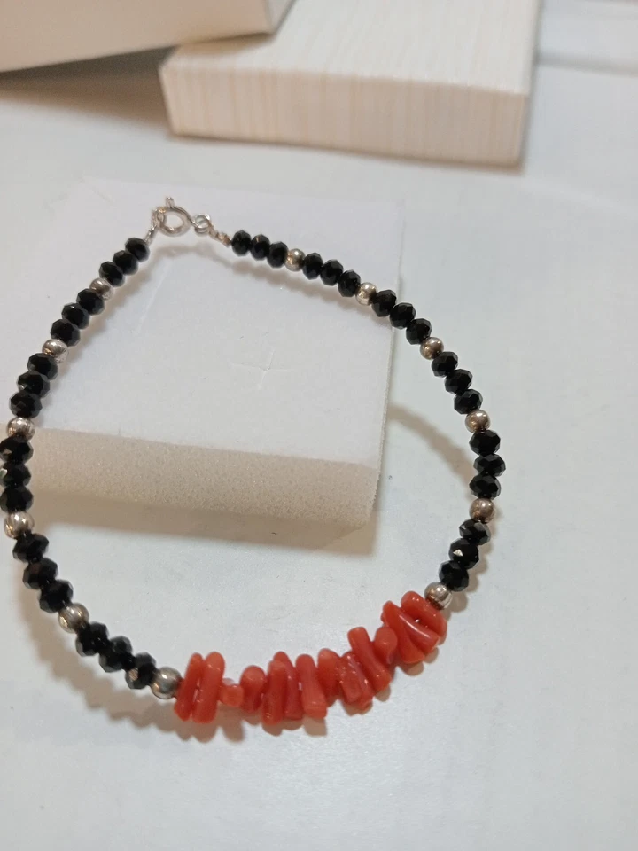 Bracciale Corallo E Onice Nero Innesti Argento 925 - Immagine 3 di 4