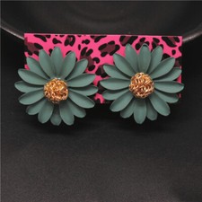 Hot Green Enamel Cute Flower Sunflower Girl Fashion Women Stand Earring Gifts