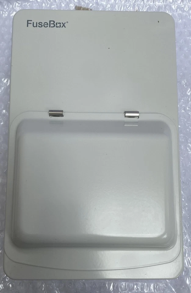 Fusebox F2004M  4 Way Metal Consumer Unit with 100A Main Switch  18th Edition - Image 3 of 4