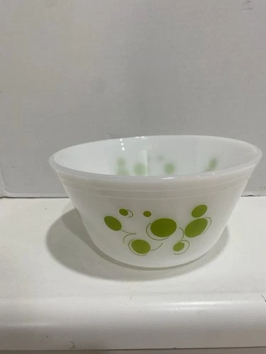 Federal Glass 1.5qt Atomic Dots Milk Glass 8" Mixing Bowl Green MCM Vintage