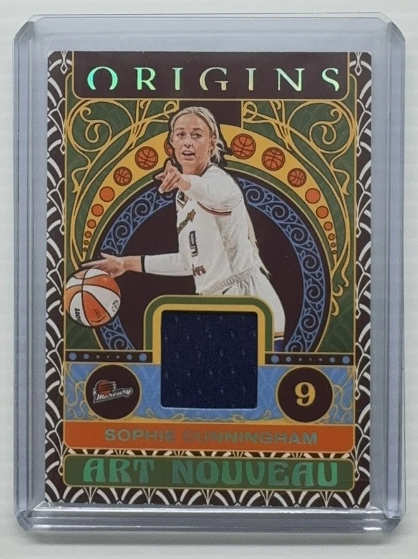 Sophie Cunningham trading card