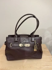 COACH 36488 OXBLOOD Burgundy Swagger Carryall Pebble Leather Satchel