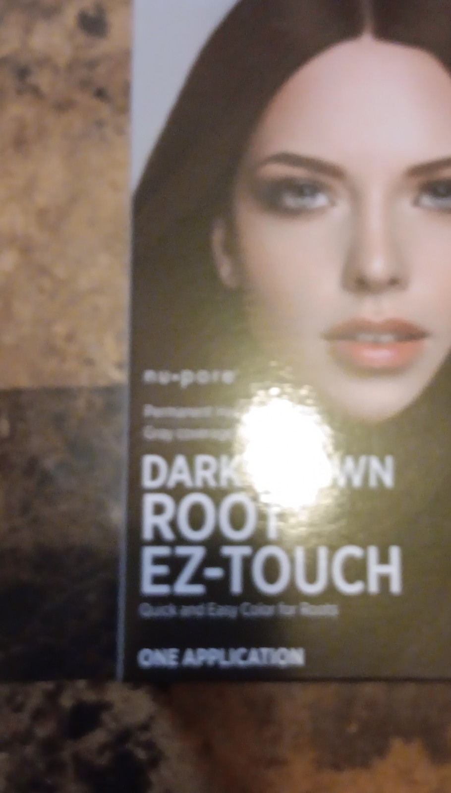 Root EZ-Touch Dark Brown Root Touch-Up One Application
