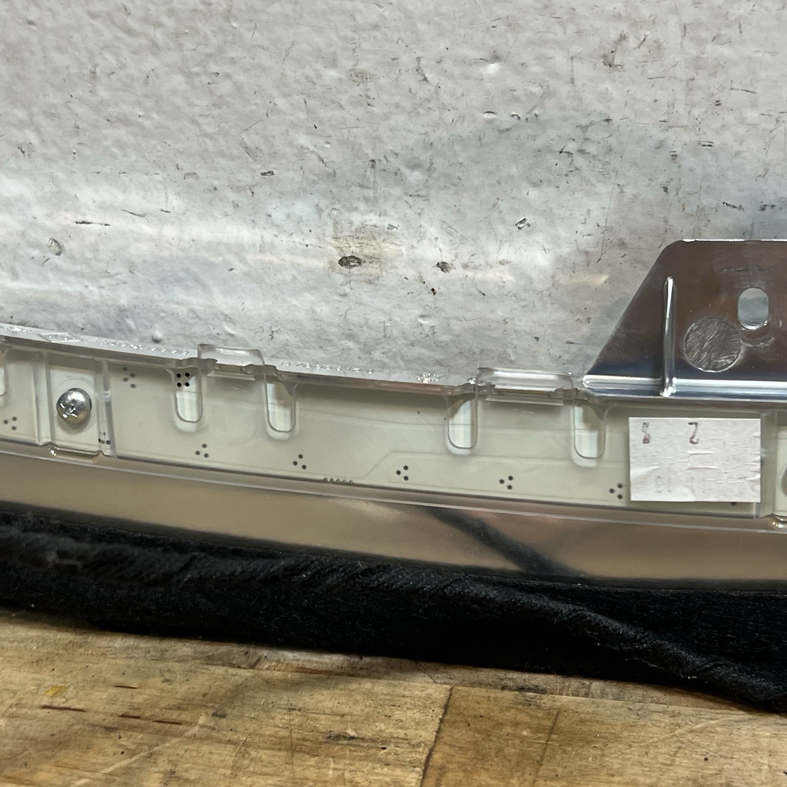 2014-2017 Maserati Ghibli Rear 3rd Third Stop Brake Signal Light Lamp OEM