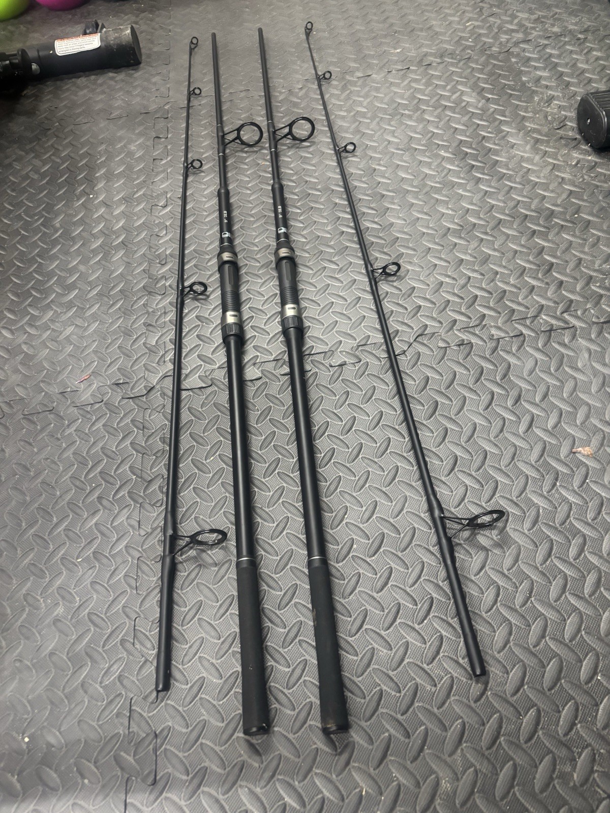 Nash Dwarf 9ft 3lb Test Curve Carp Rods X2