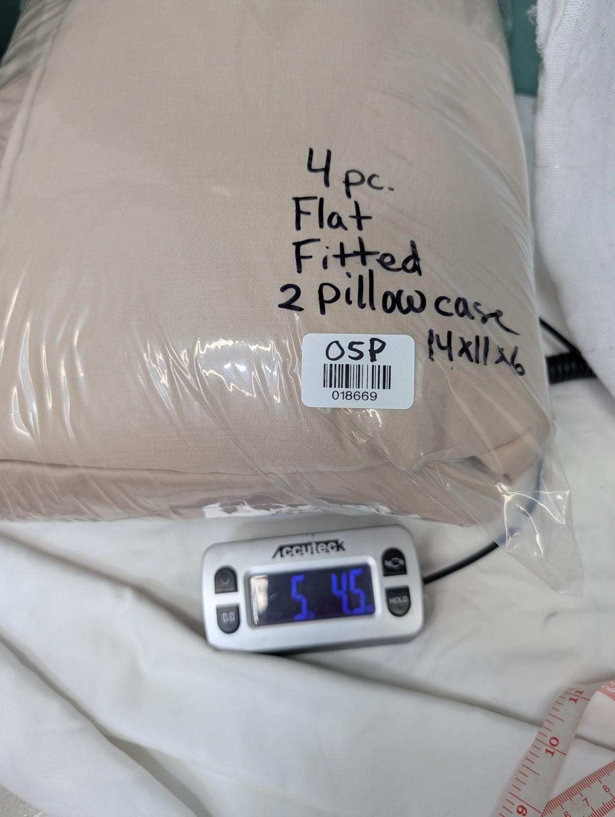 TAUPE Wamsutta Dream Zone Soft 100% Pima Cotton Queen 4 PC Set 16 in. Pocket